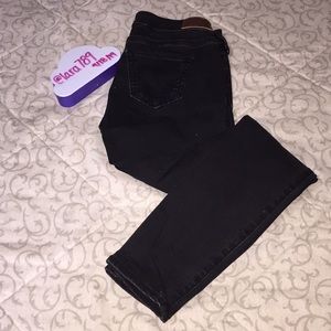 ✅Hollister Jeans